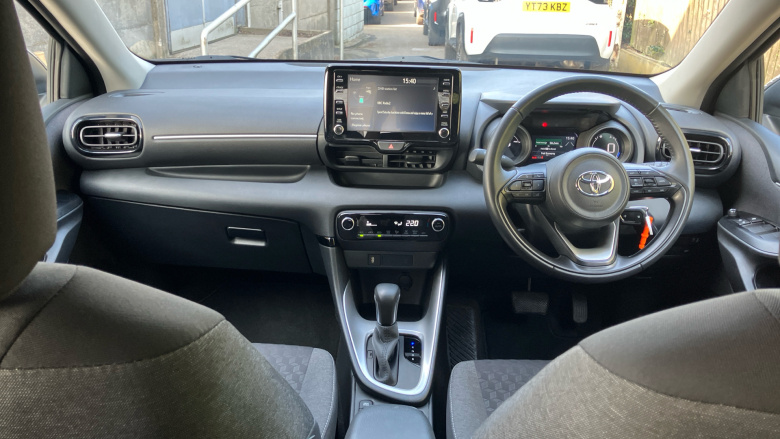 Toyota Yaris 1.5 Hybrid Design 5dr CVT Hybrid Hatchback